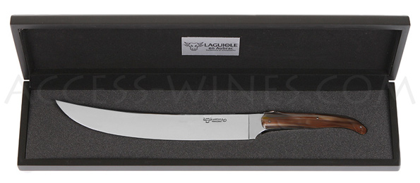 Sabre Champagne Laguiole en Aubrac est livr� en coffret bois noir