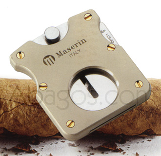Coupe-cigares &agrave; guillotine, coupe-cigare Maserin, les coupe-cigares MASSERIN sont fournis avec un �crin cuir